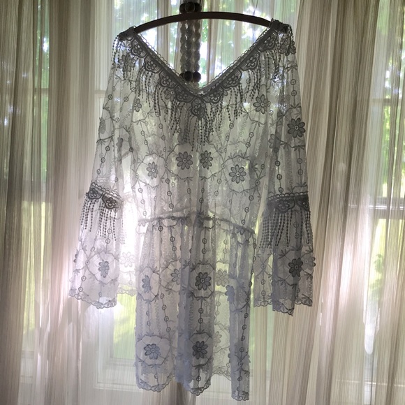 Boho Bell Sleeve Lace Top - Picture 1 of 7